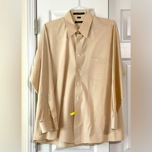 Gently worn Men’s Tan LS DKNY Fitted Dress Shirt